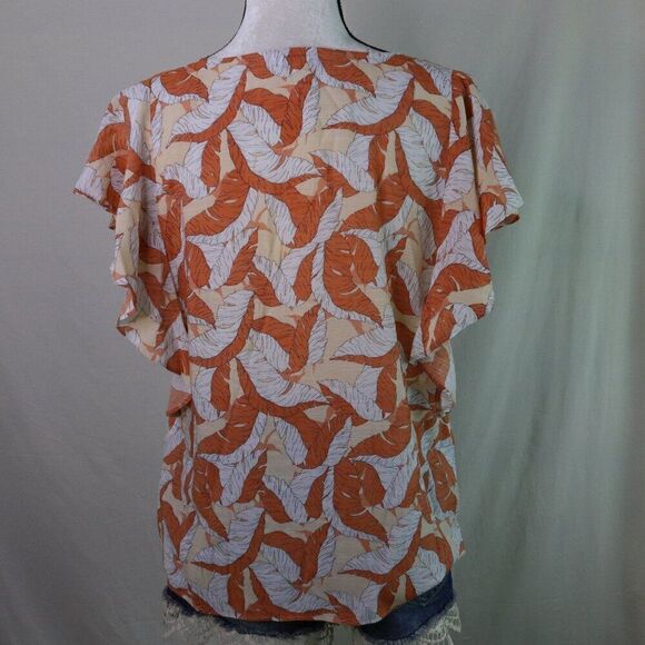 Nine West | Short Sleeve V Neck Top Medium - Picture 4 of 7